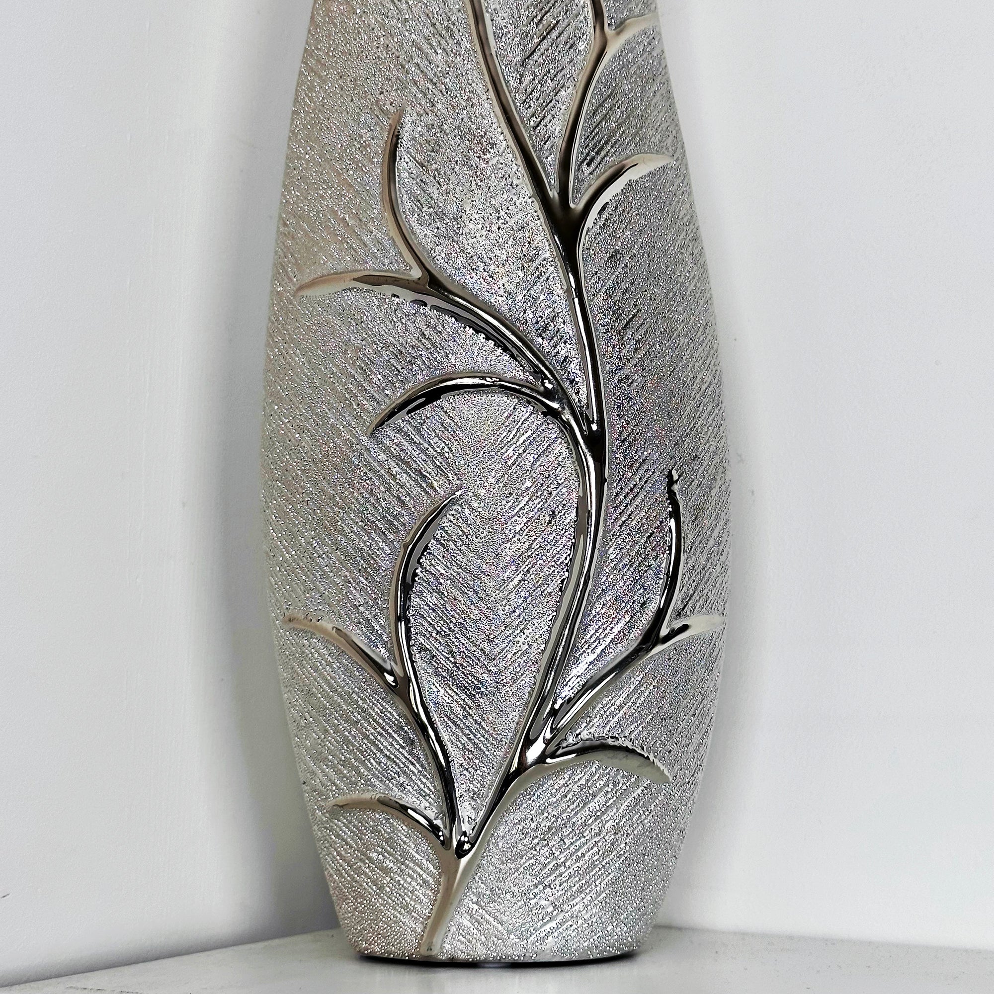 Champagne Silver Slender Leaf Vase