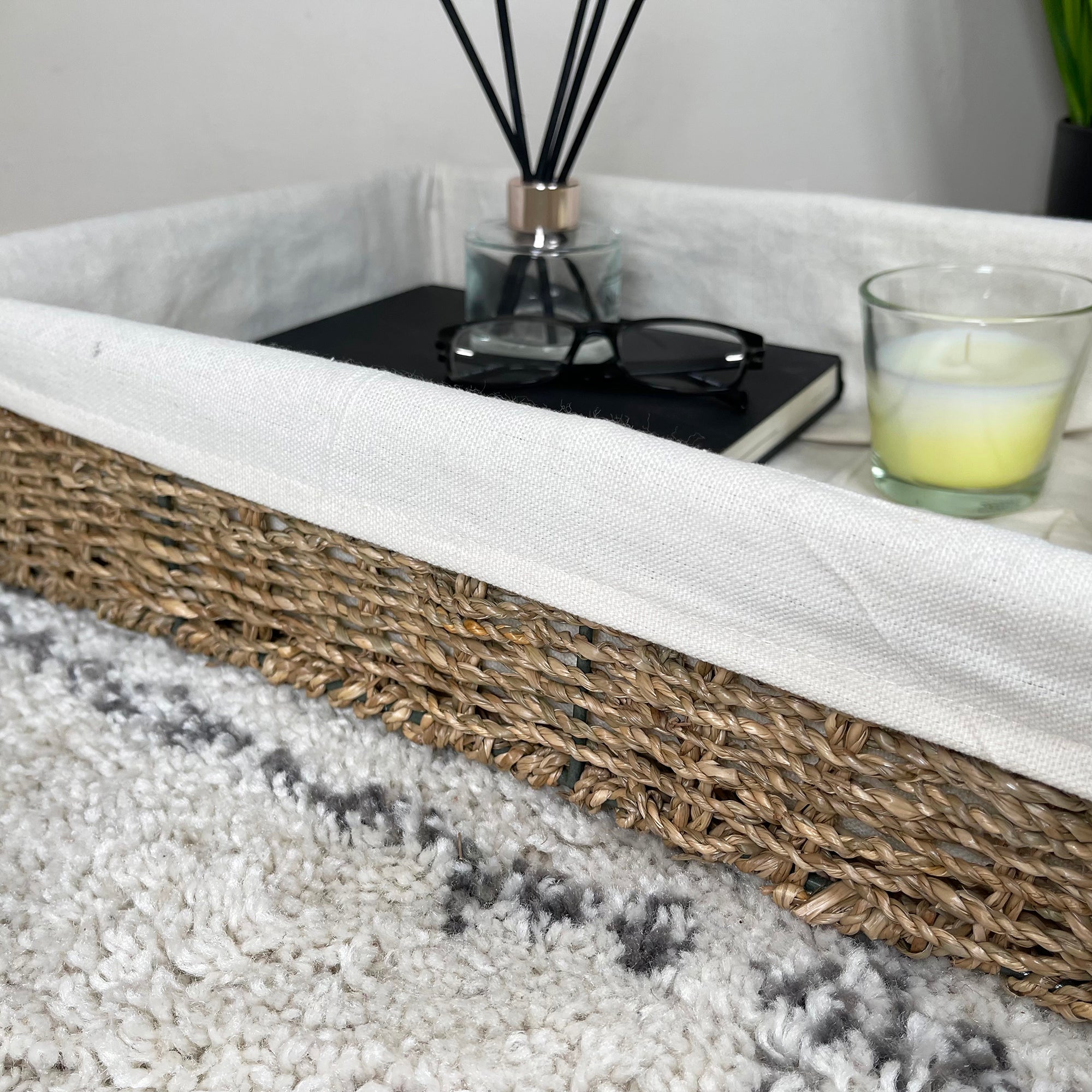 Extra Large Lined Seagrass Tray