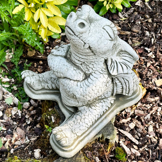 Steinskulptur „Frecher Drache“ für den Garten