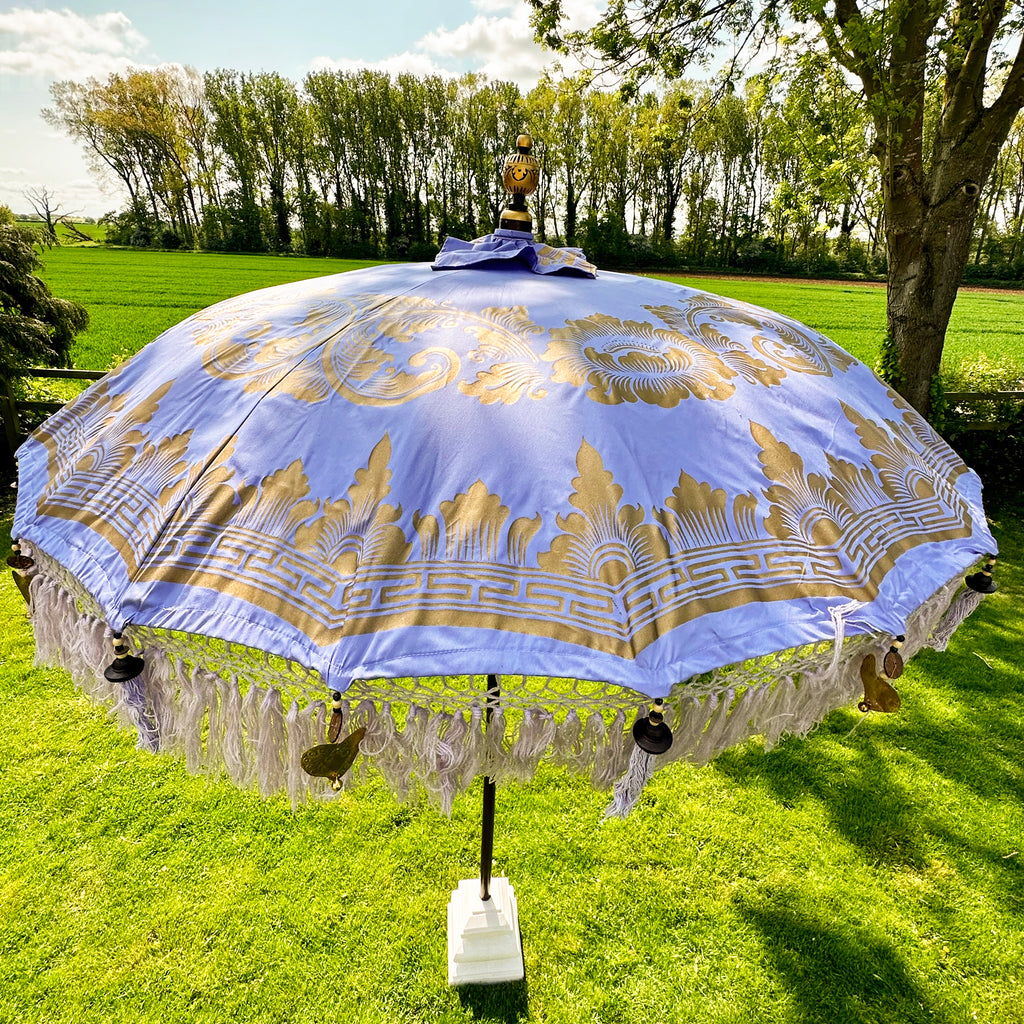 Fliederfarbener und goldener Bali-Sonnenschirm, 2 m