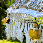 Weißer und goldener Bali-Sonnenschirm, 2 m