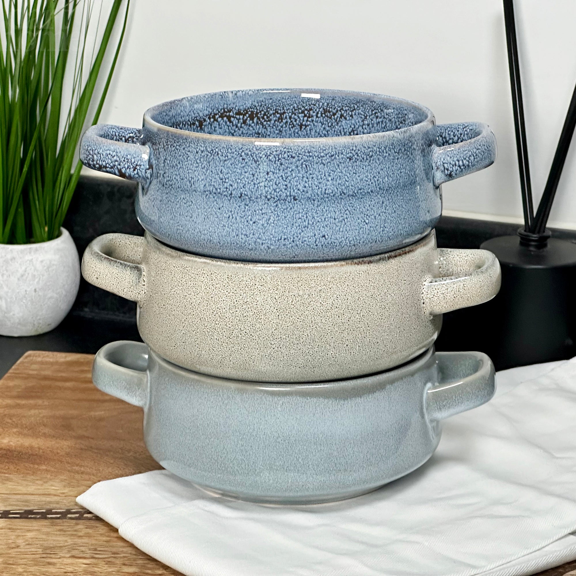 Stoneware soup bowls with cheap handles