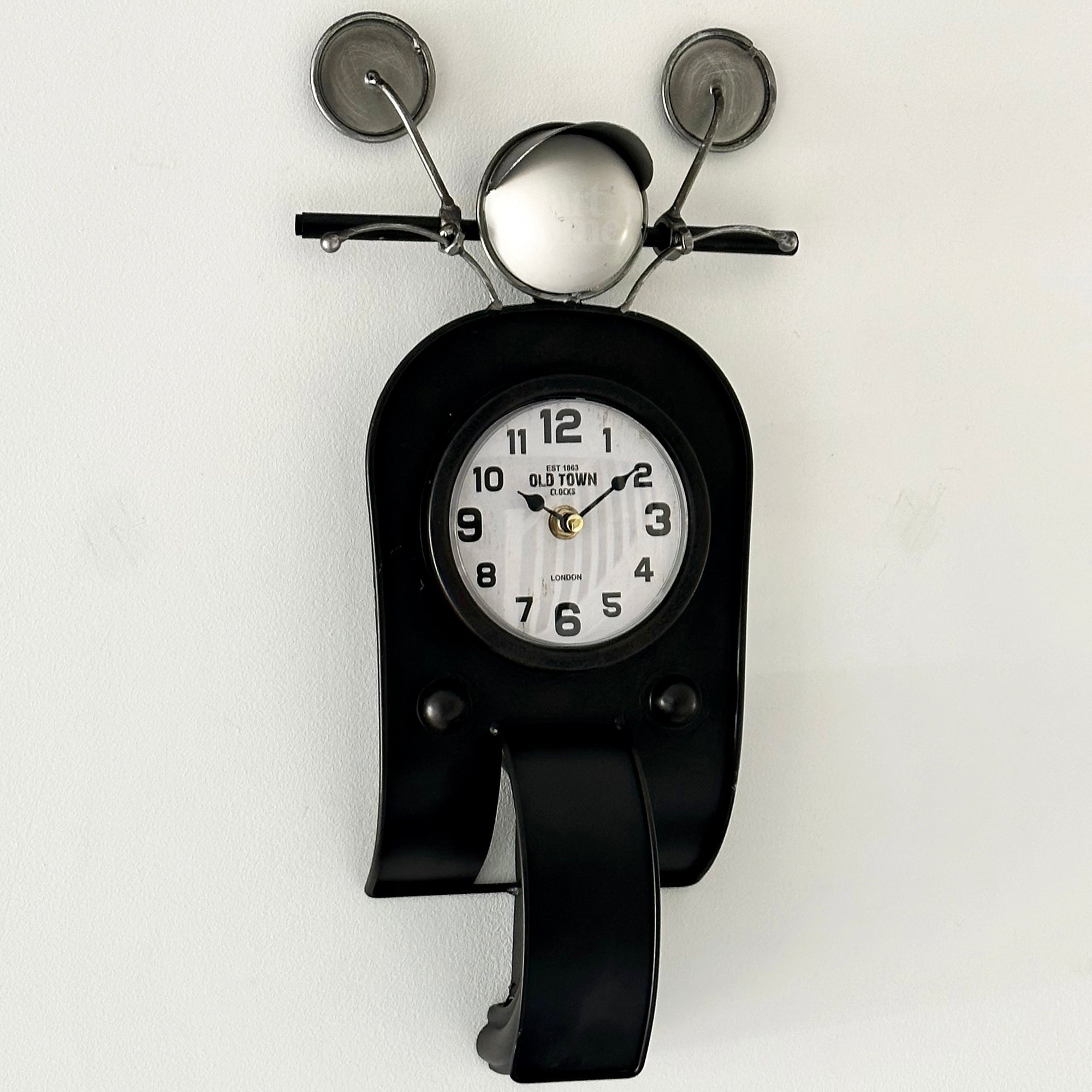 Schwarze Scooter-Wanduhr