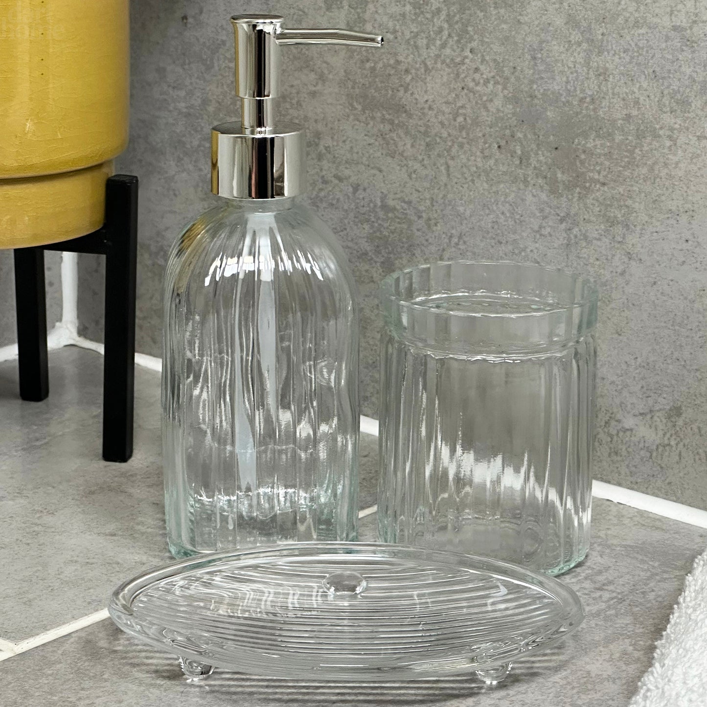 3pc Clear Ribbed Bathroom Set