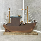 Trawler-Ornament aus Holz