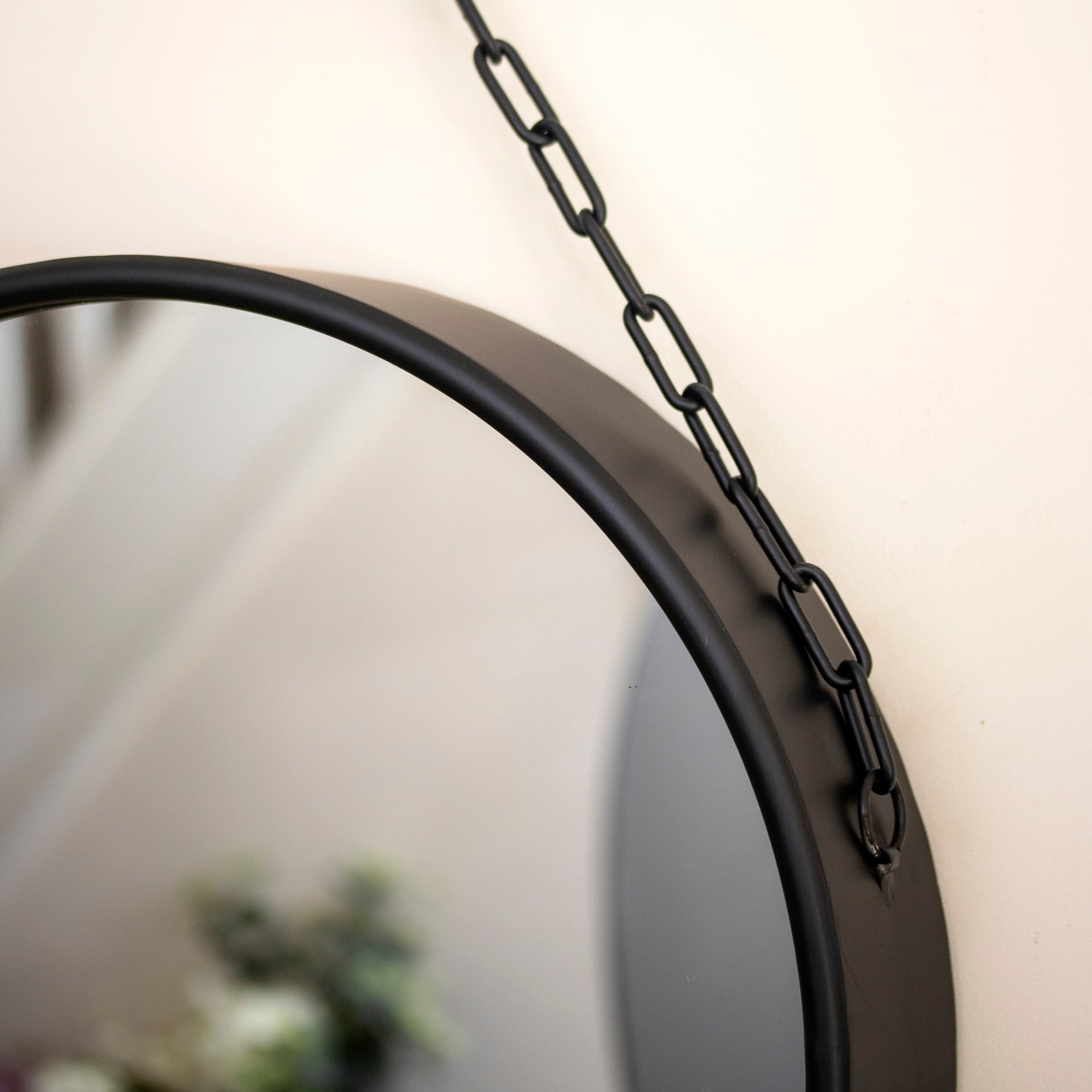 Black Metal Round Hanging Wall Mirror With Chain