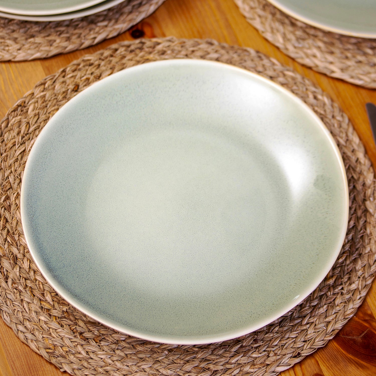 Set Of 4 Green Reactive Dinner Plates
