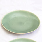 Set Of 4 Green Reactive Dinner Plates