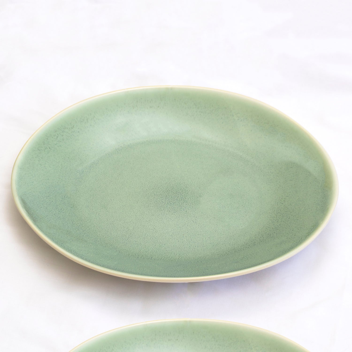 Set Of 4 Green Reactive Dinner Plates