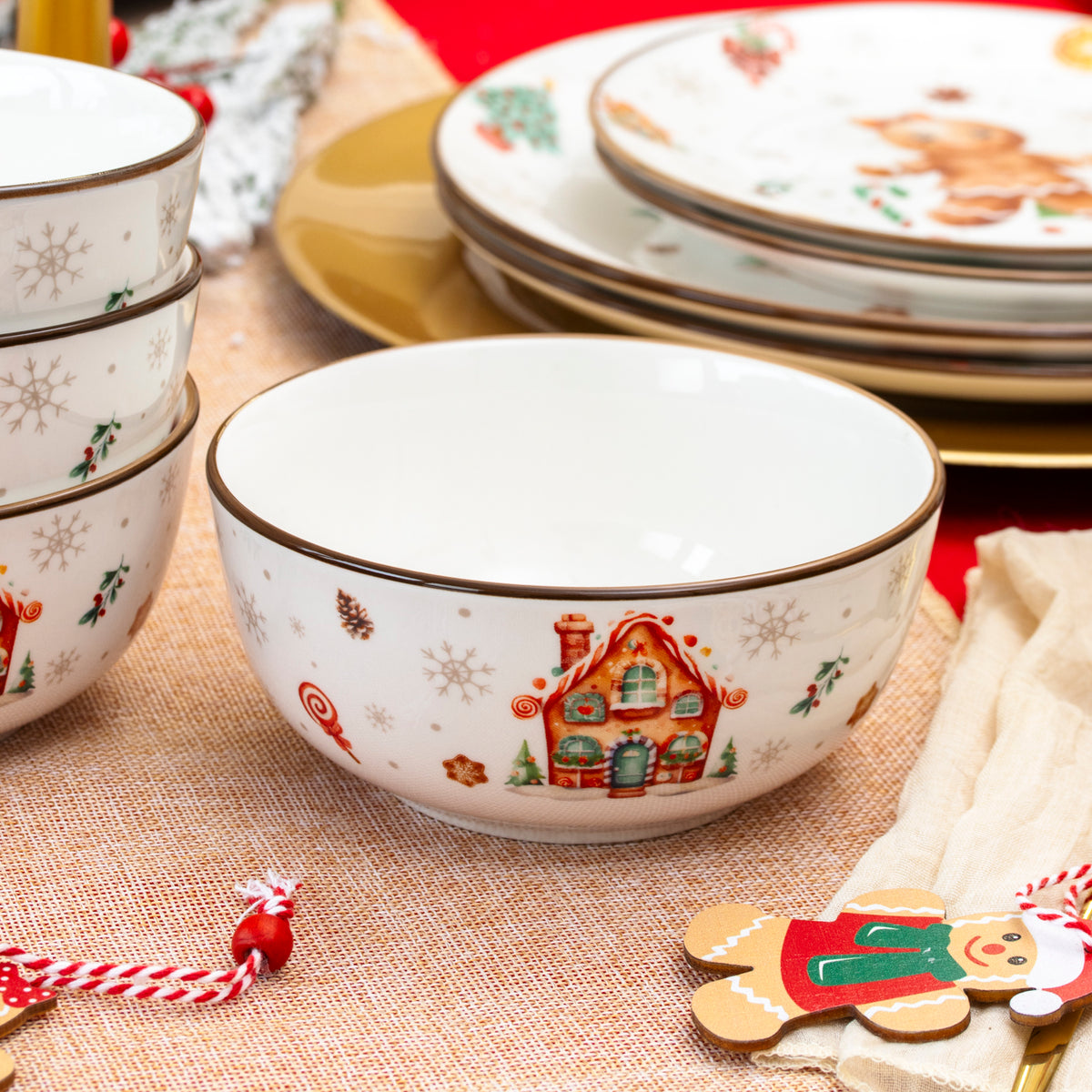 Set Of 4 Gingerbread Christmas Cereal Bowls