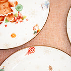 Set Of 4 Gingerbread Christmas Dinner Plates