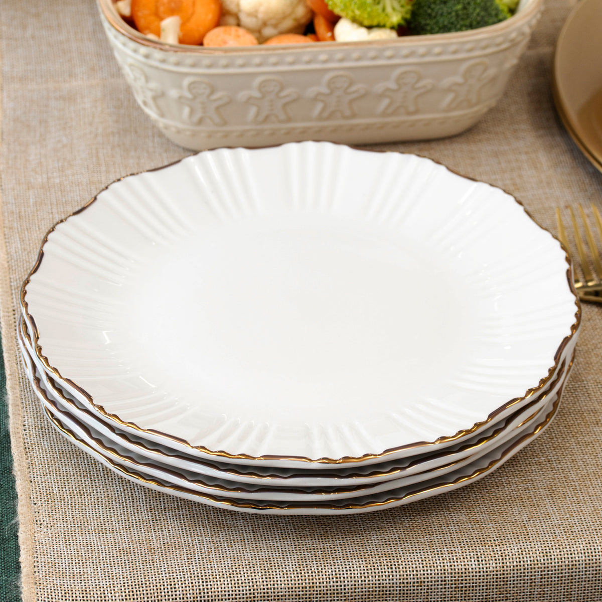 Set Of 4 White & Gold Scalloped Side Plates