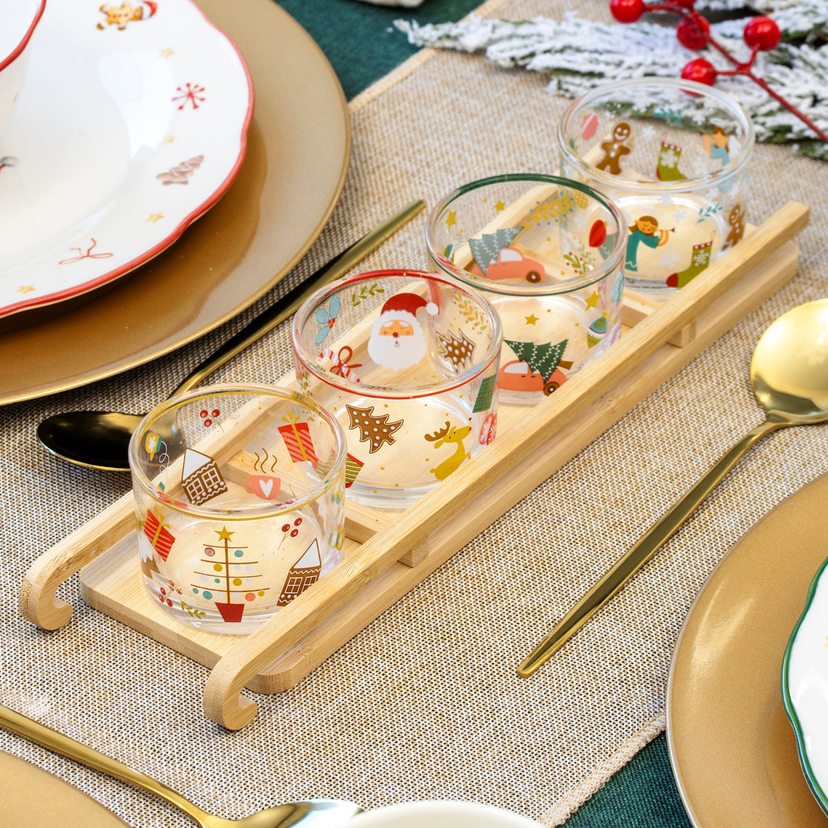 Christmas Sleigh Set Of 4 Serving Bowls