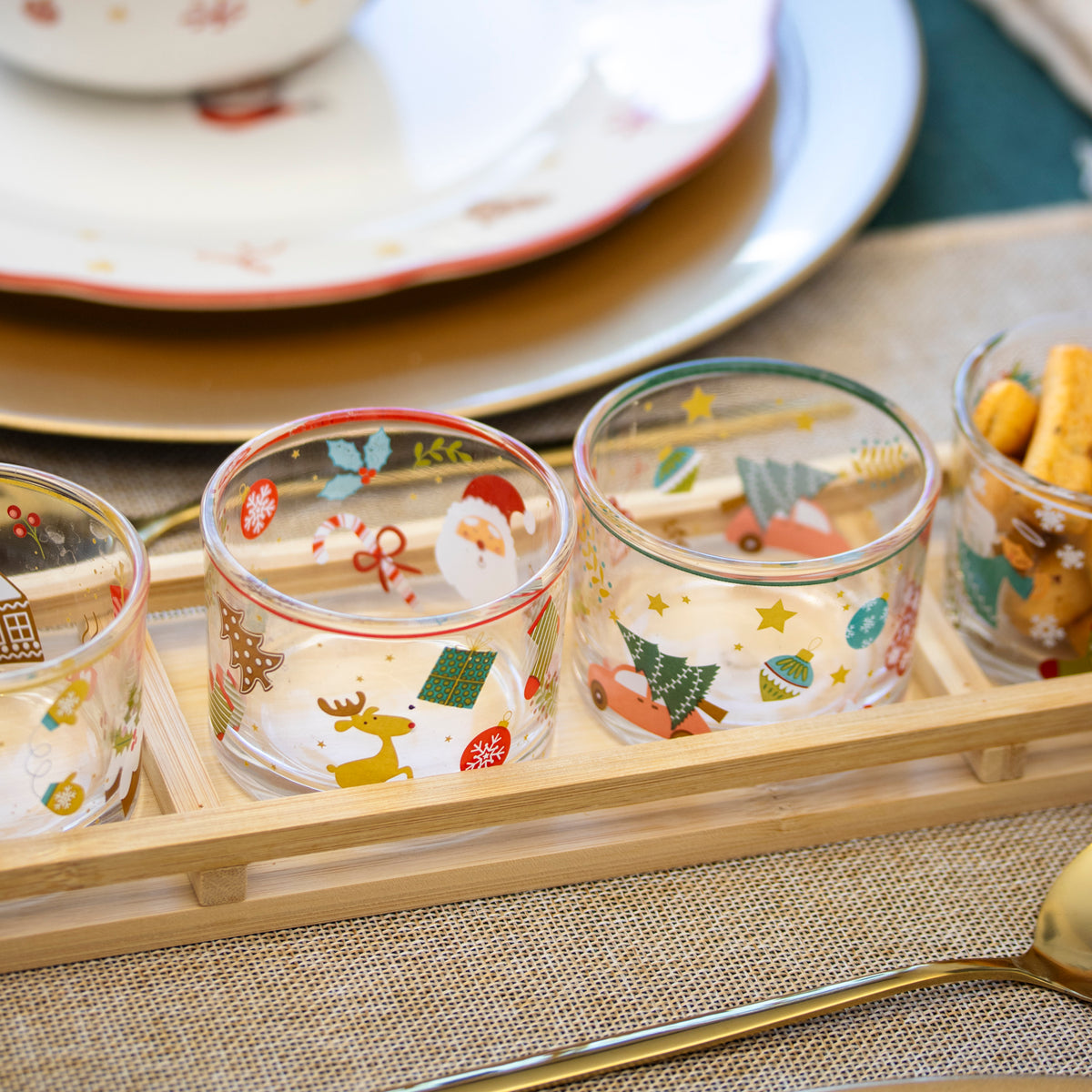 Christmas Sleigh Set Of 4 Serving Bowls