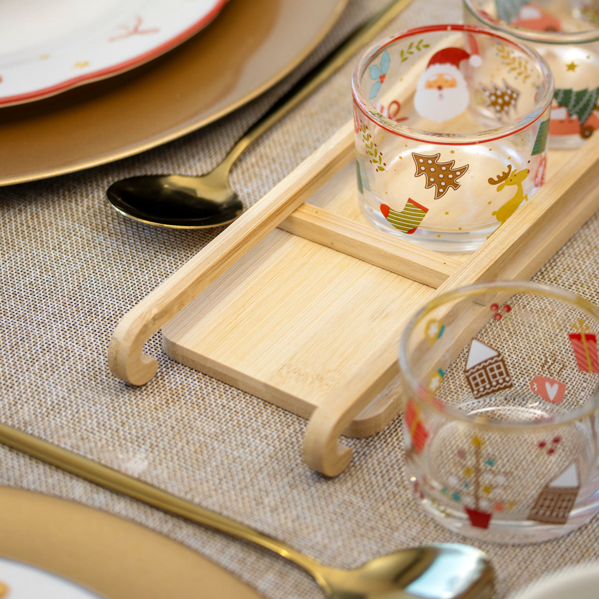 Christmas Sleigh Set Of 4 Serving Bowls
