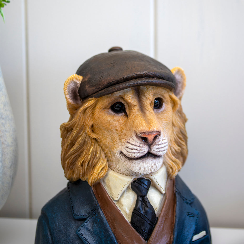 Gentleman Lion Bust Ornament