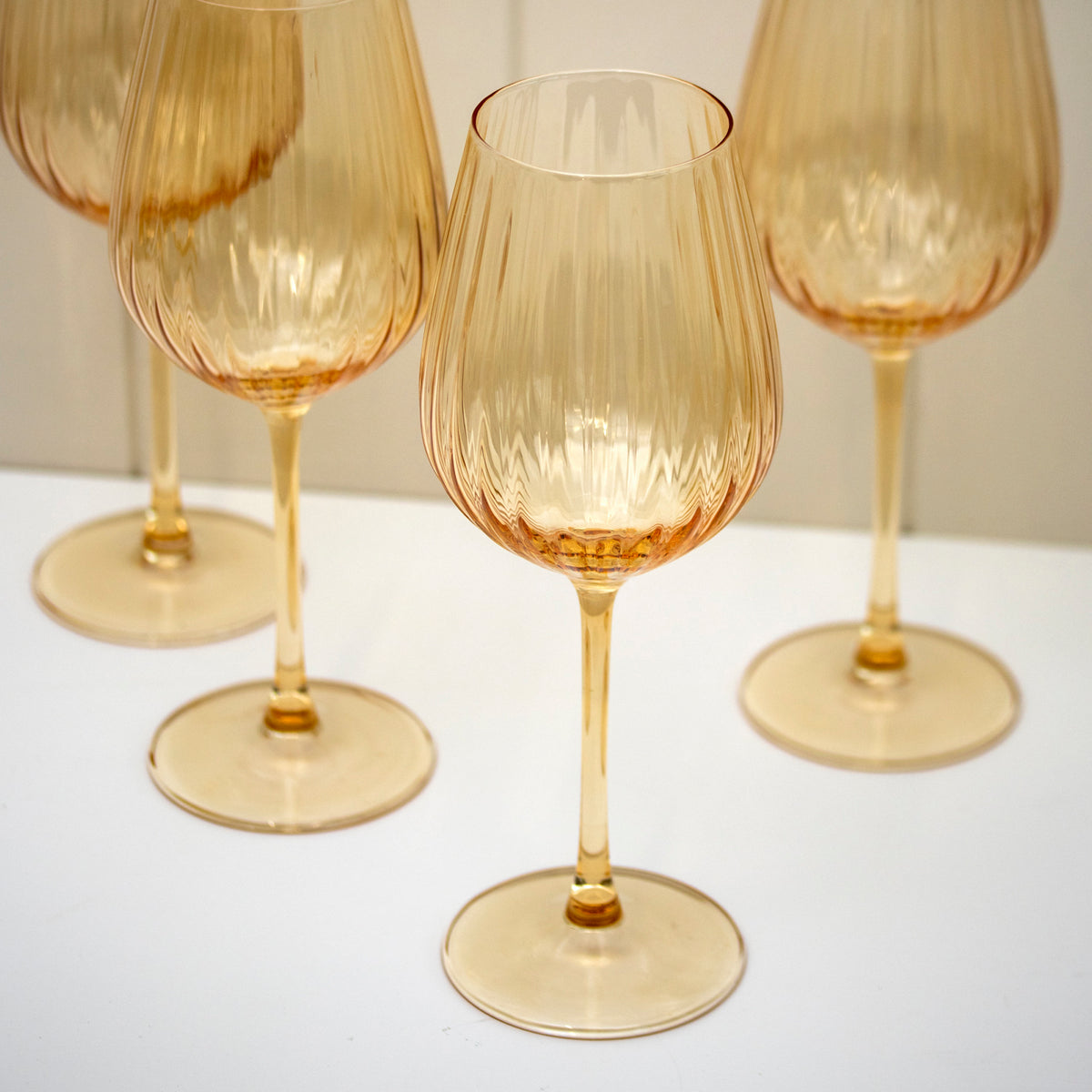 Set Of 4 Amber Ribbed Stemmed Wine Glasses