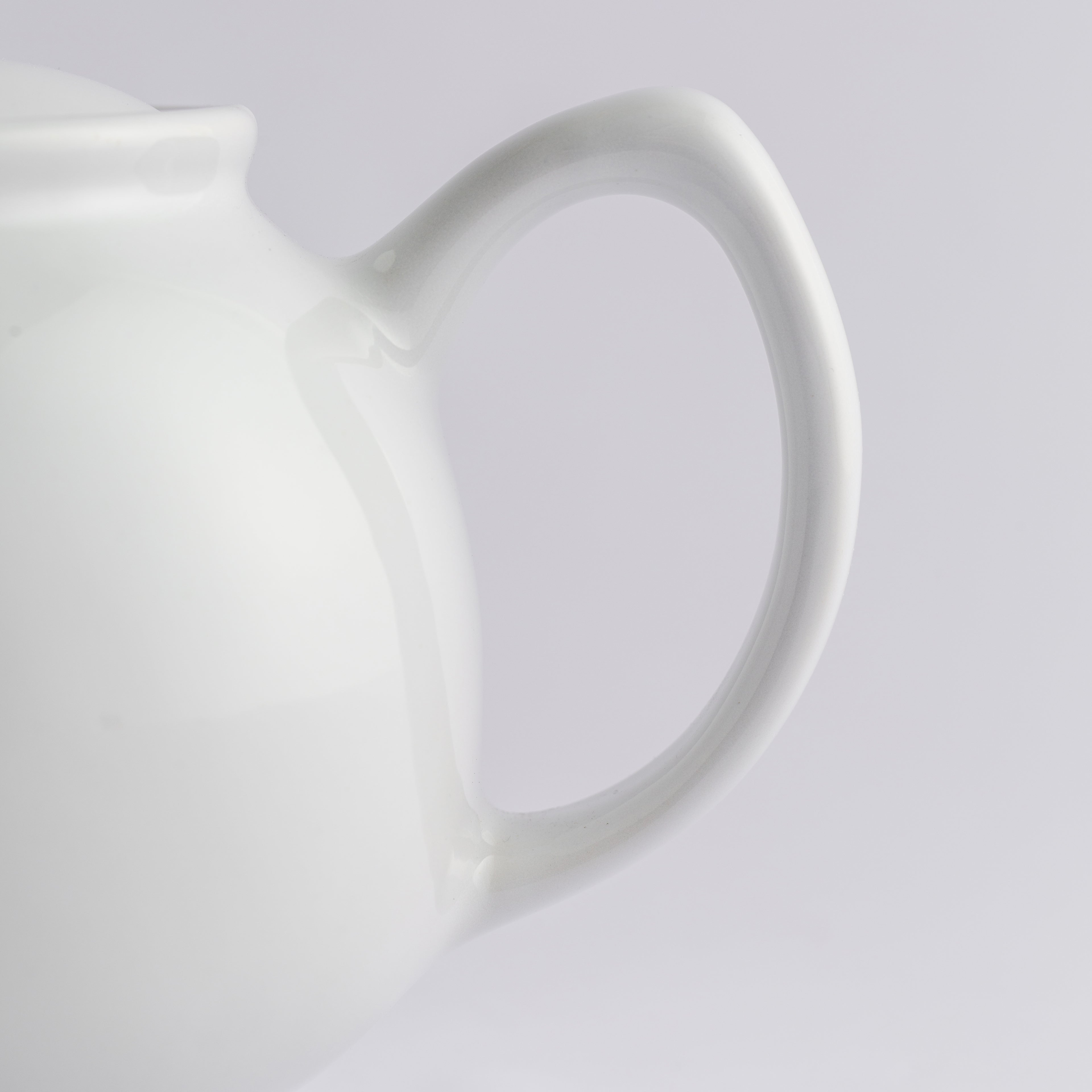 White Stoneware 6 Cup Teapot