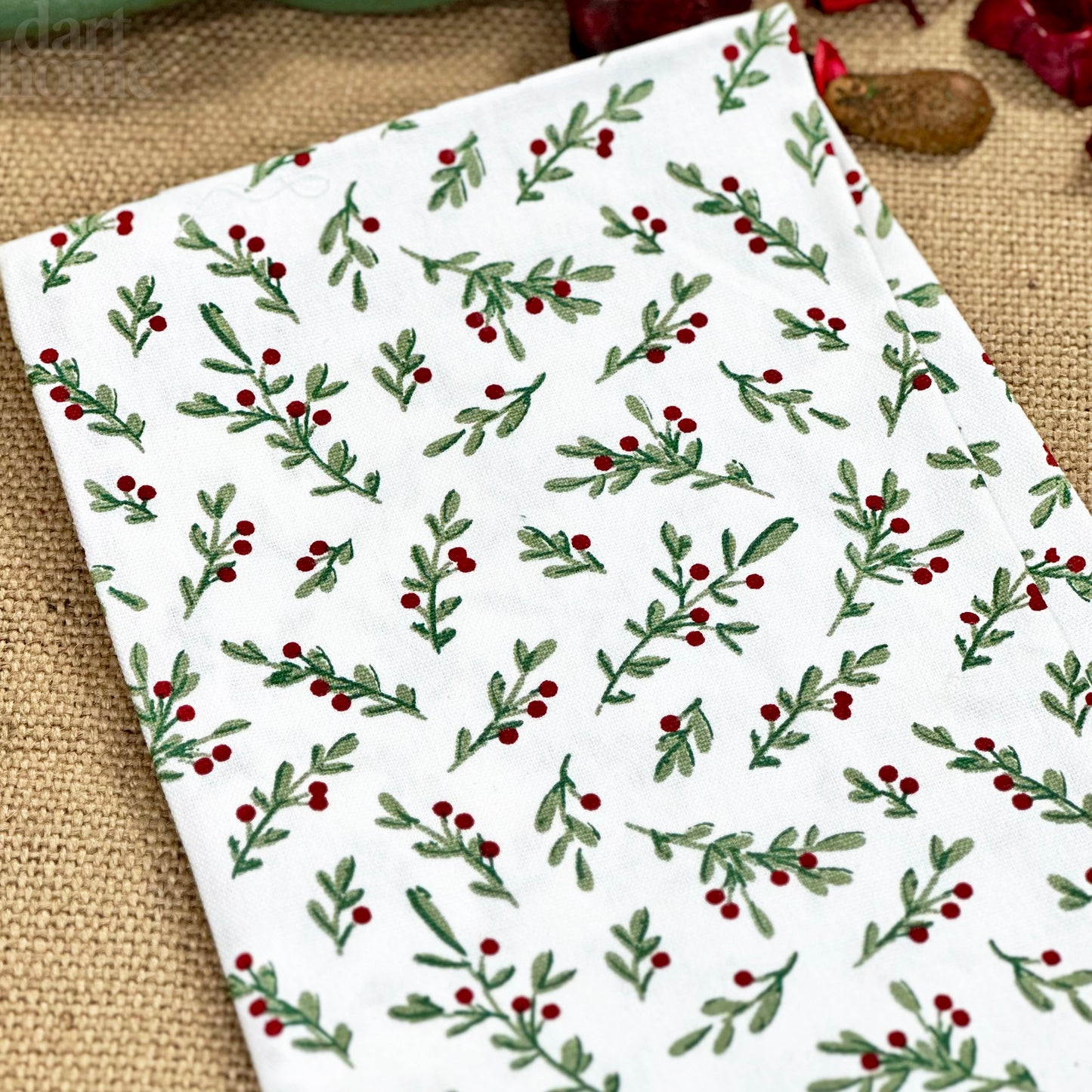 Pack Of 2 Christmas Holly Tea Towels