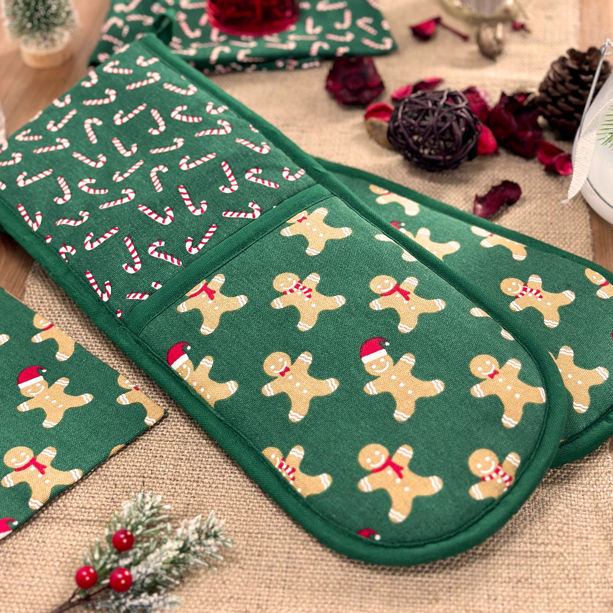 Gingerbread Man Double Oven Glove