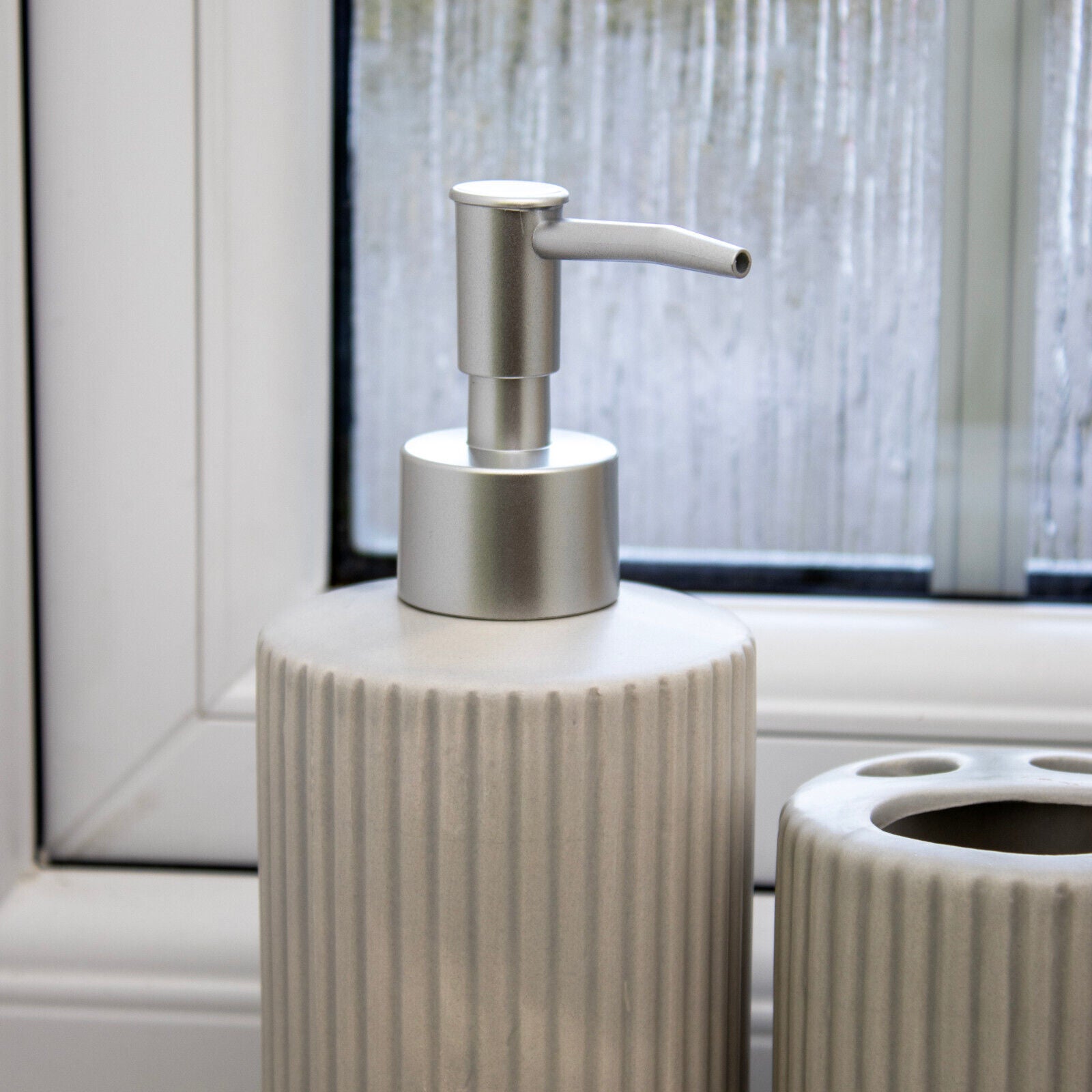 4 Piece Grey Ribbed Ceramic Bathroom Accessories Set