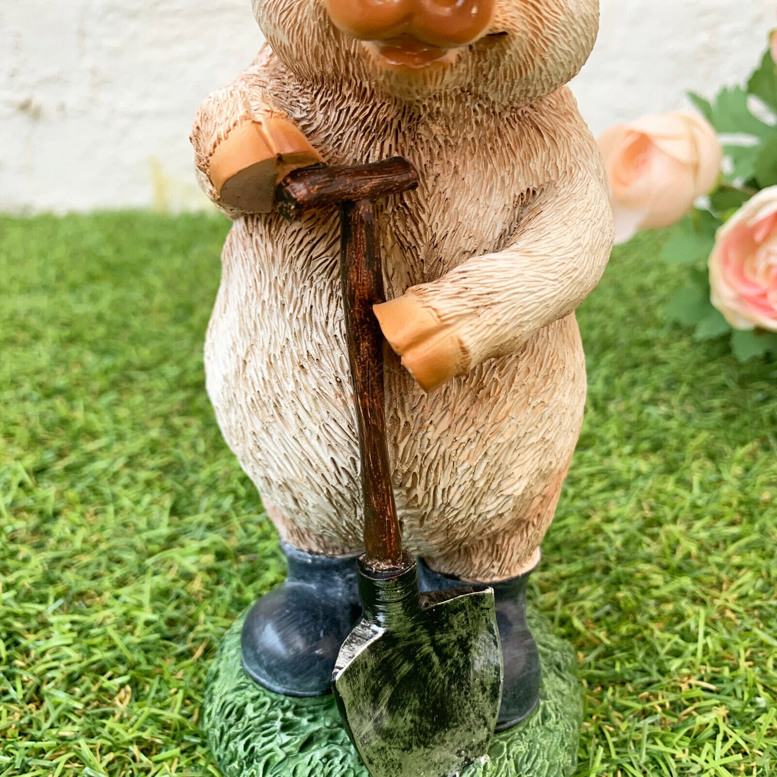 Resin Pig With Spade Ornament 21cm