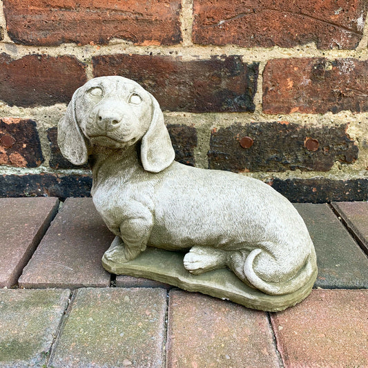 Steinstatue Daschund-Hund für den Garten, 5 kg