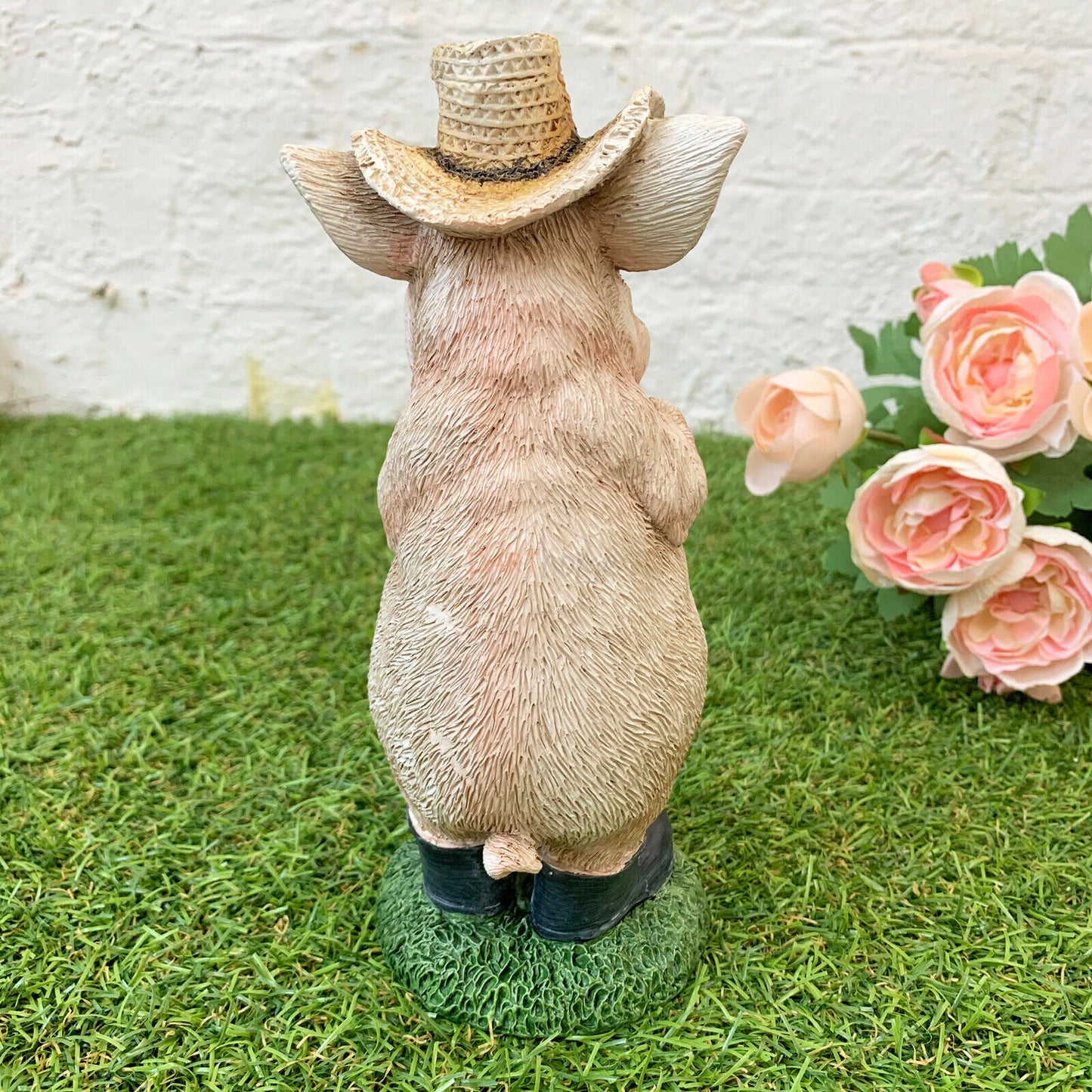 Resin Pig With Spade Ornament 21cm