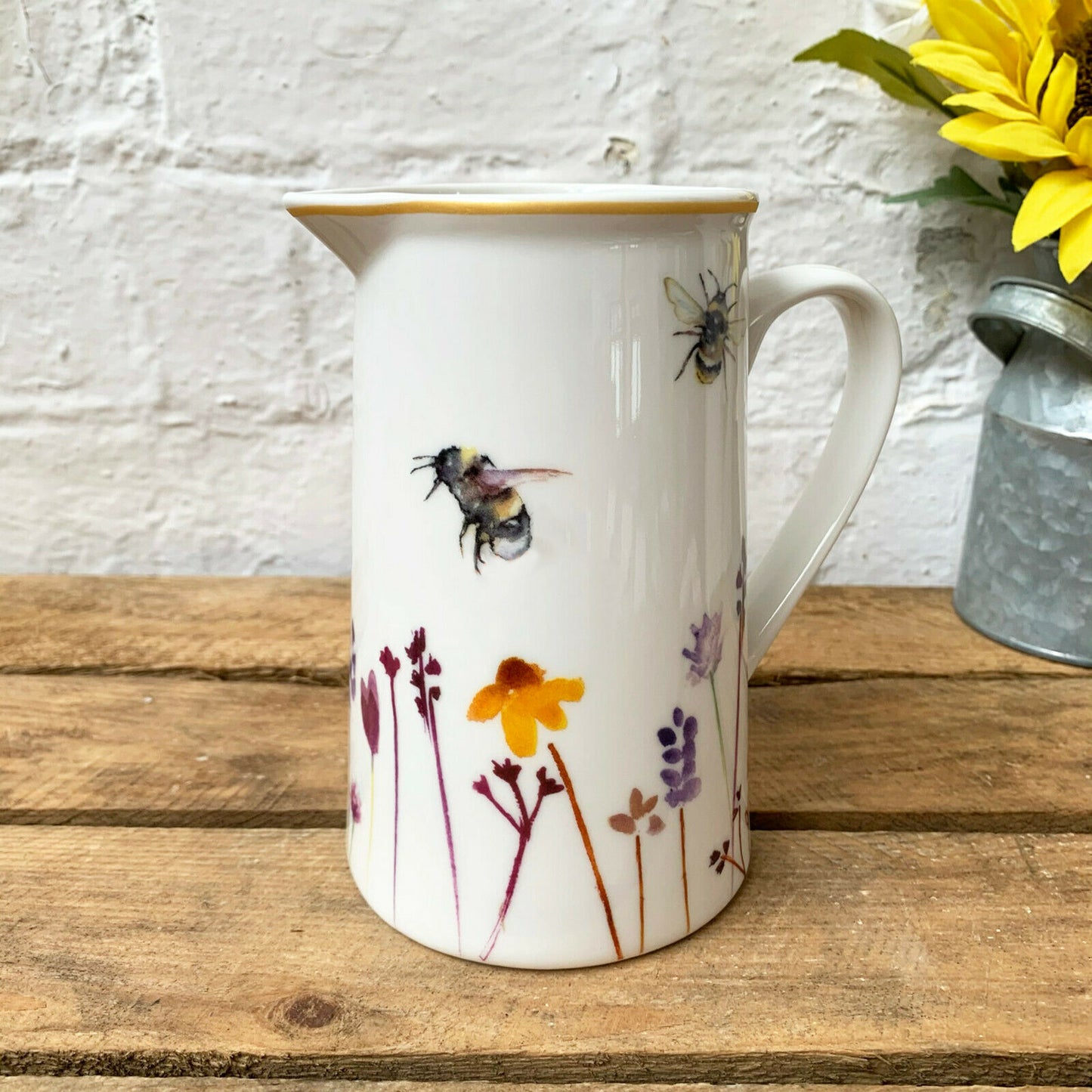 Fine China Busy Bees Jug 450ml