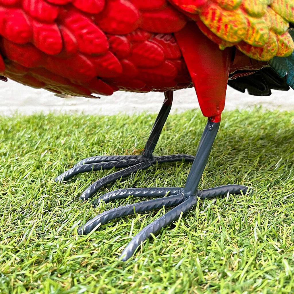 Rote Ara-Papageienskulptur aus Metall, 50 cm