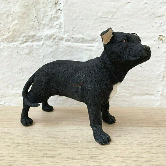 Schwarzes Staffordshire-Bullterrier-Hundeornament