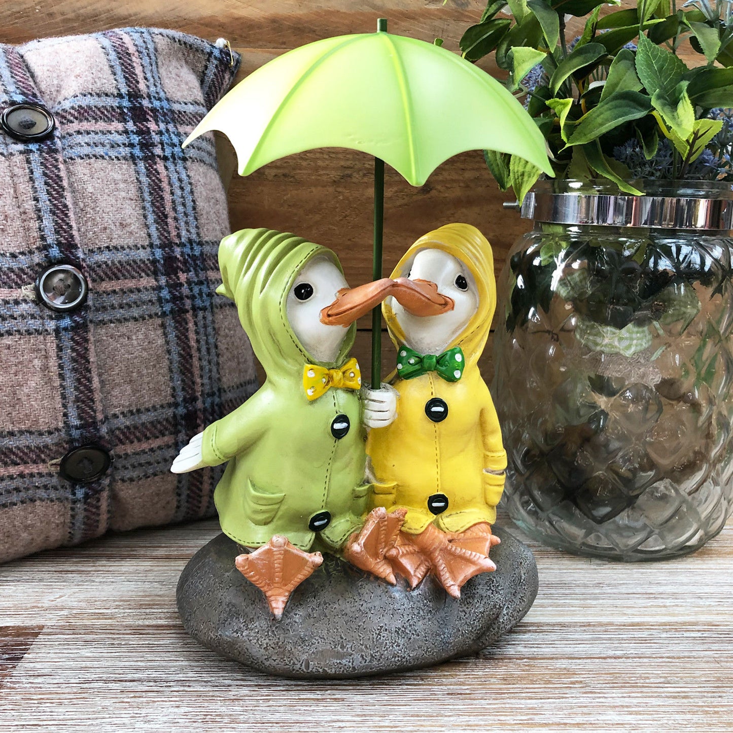 Resin Winter Duck Couple Sitting On Rock Figurine W/ Umbrella