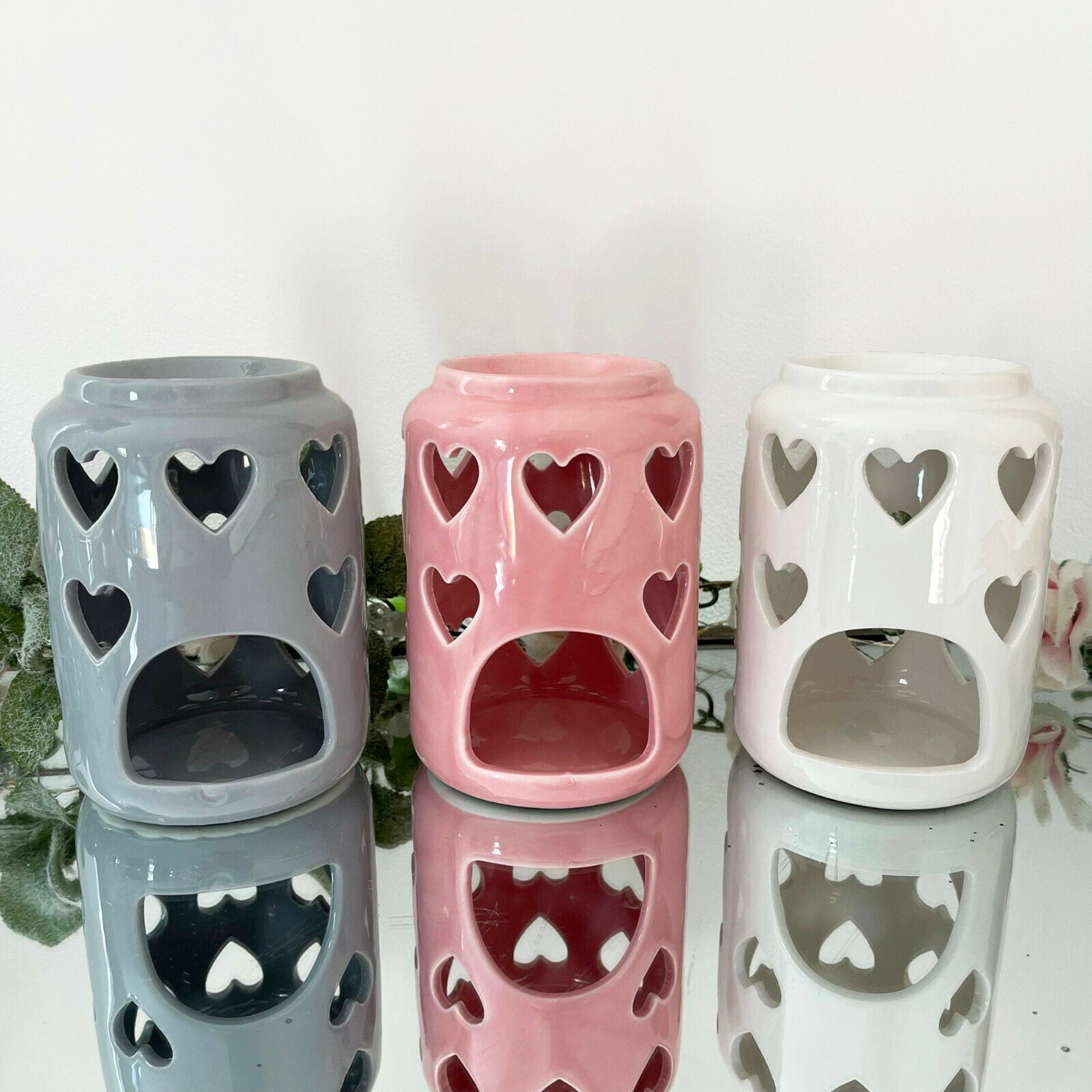 Glossy Ceramic Heart Oil Warmers
