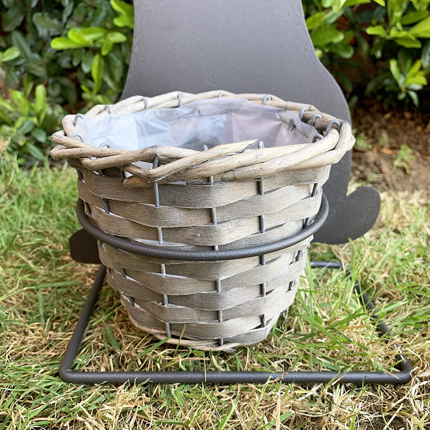 Silhouette Rabbit Woven Planter