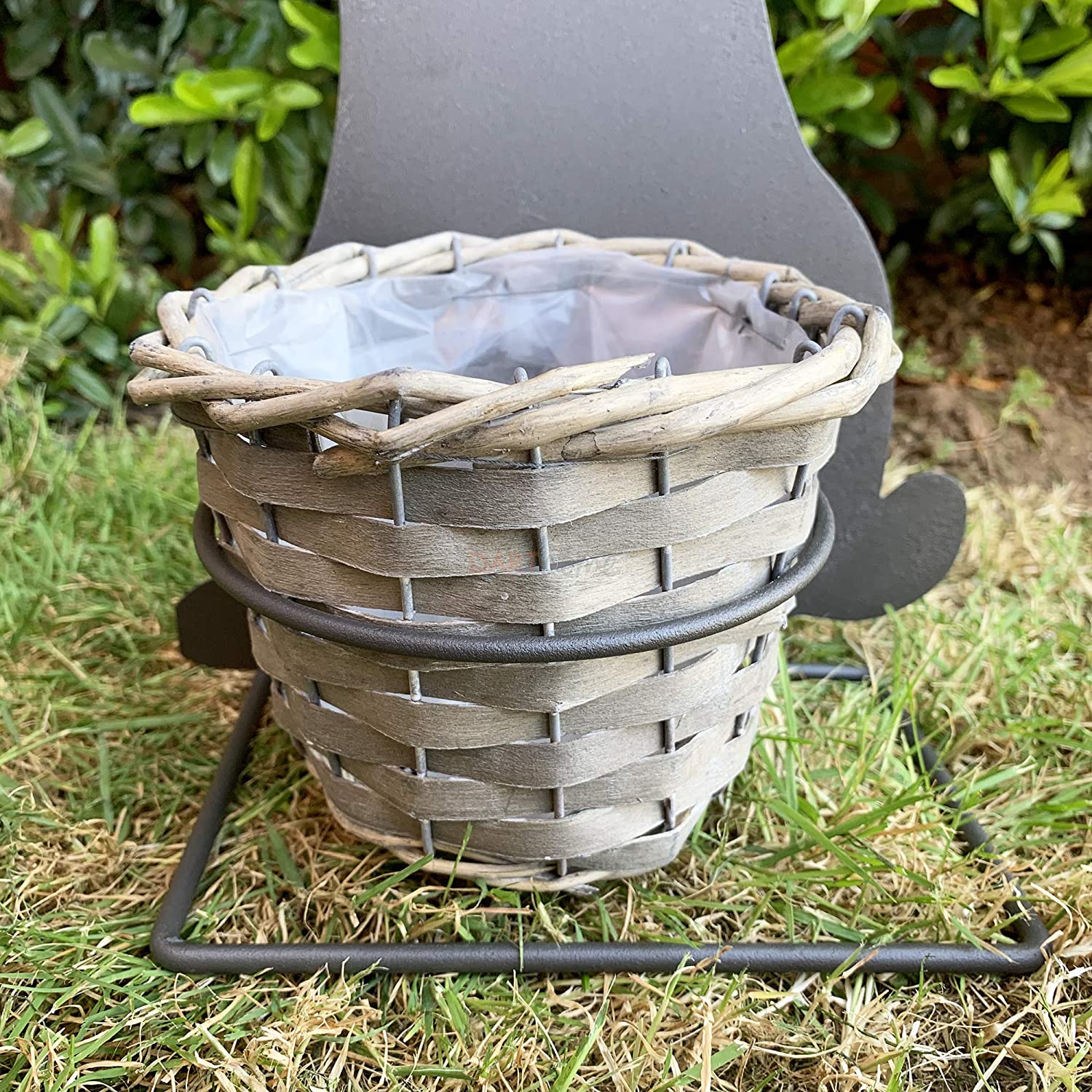 Silhouette Rabbit Woven Planter