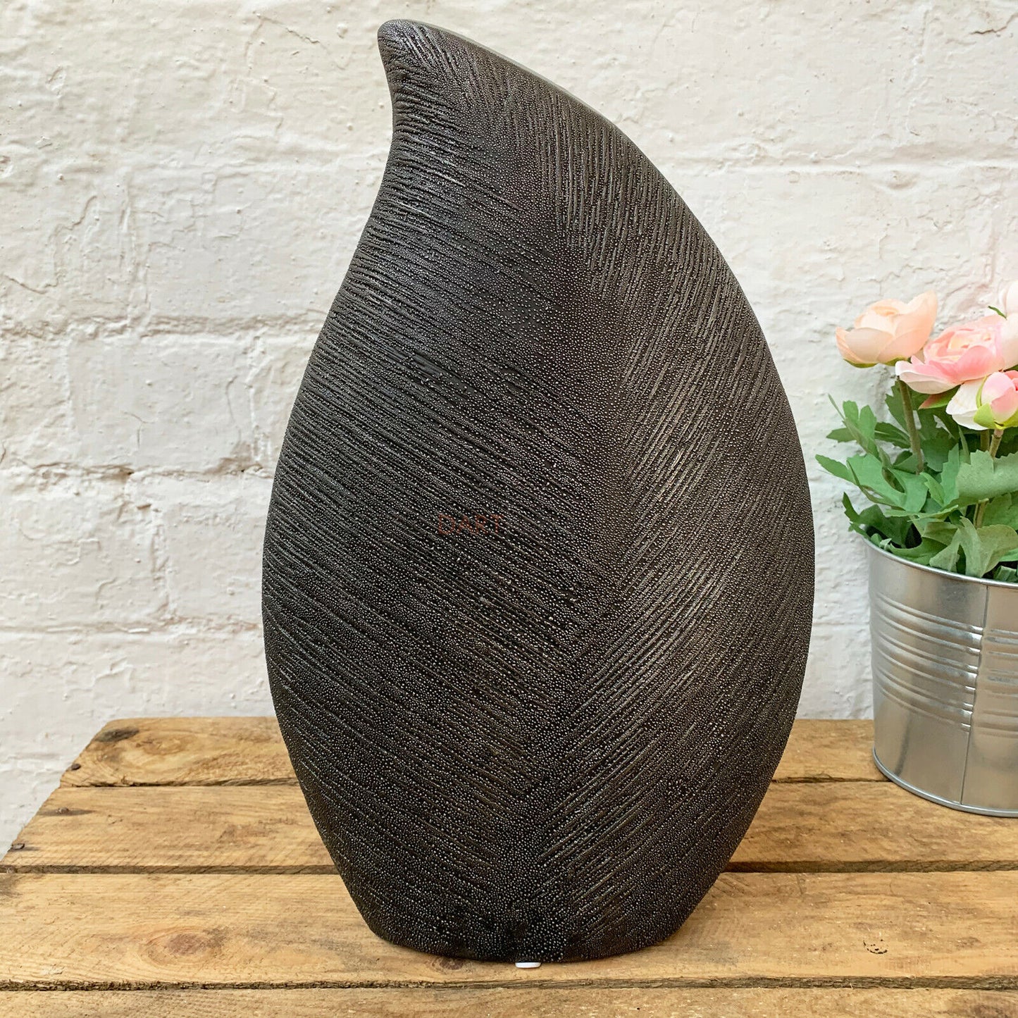 Ceramic Willow Leaf Vase