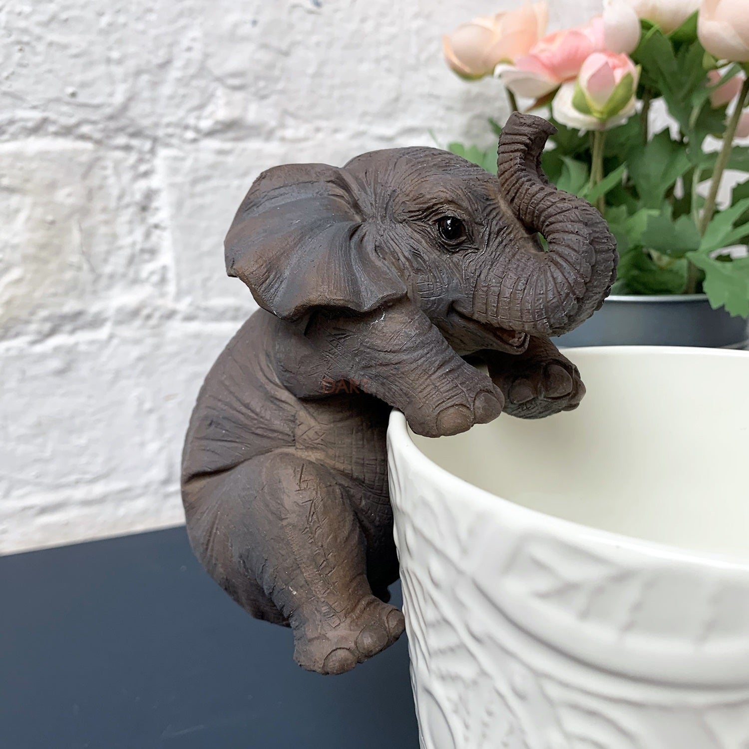 Large Elephant Pot Hanger