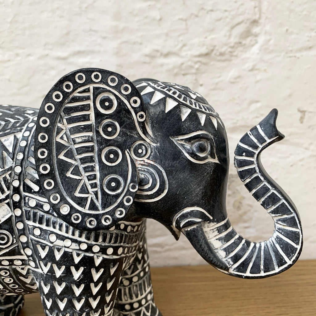 Darthome Black Aztec Elephant Figurine 21x16x9cm