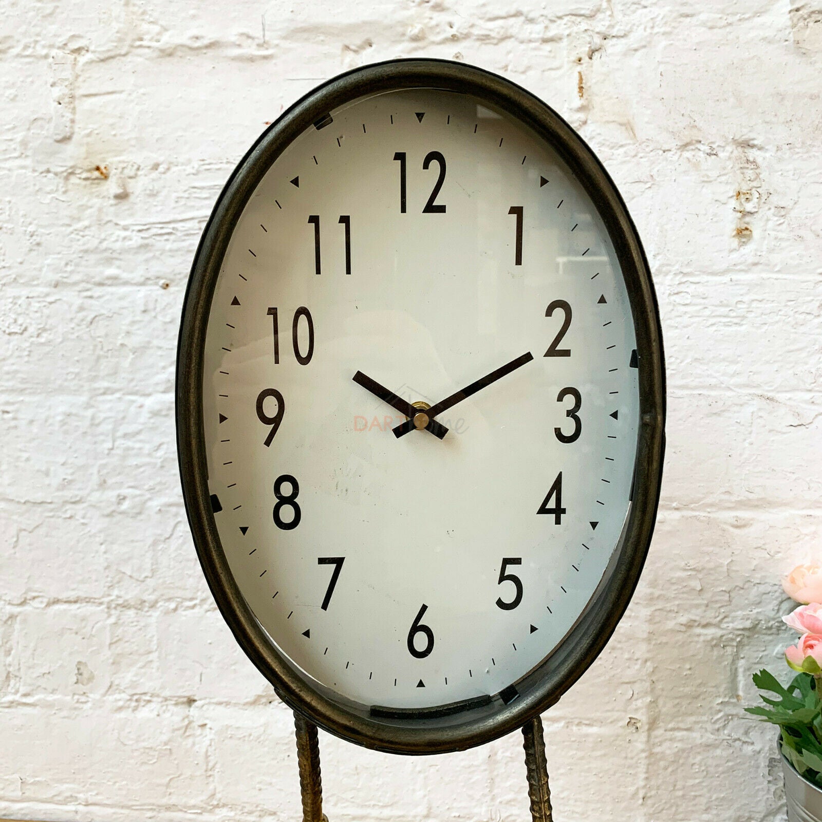Metal Bird Feet Clock
