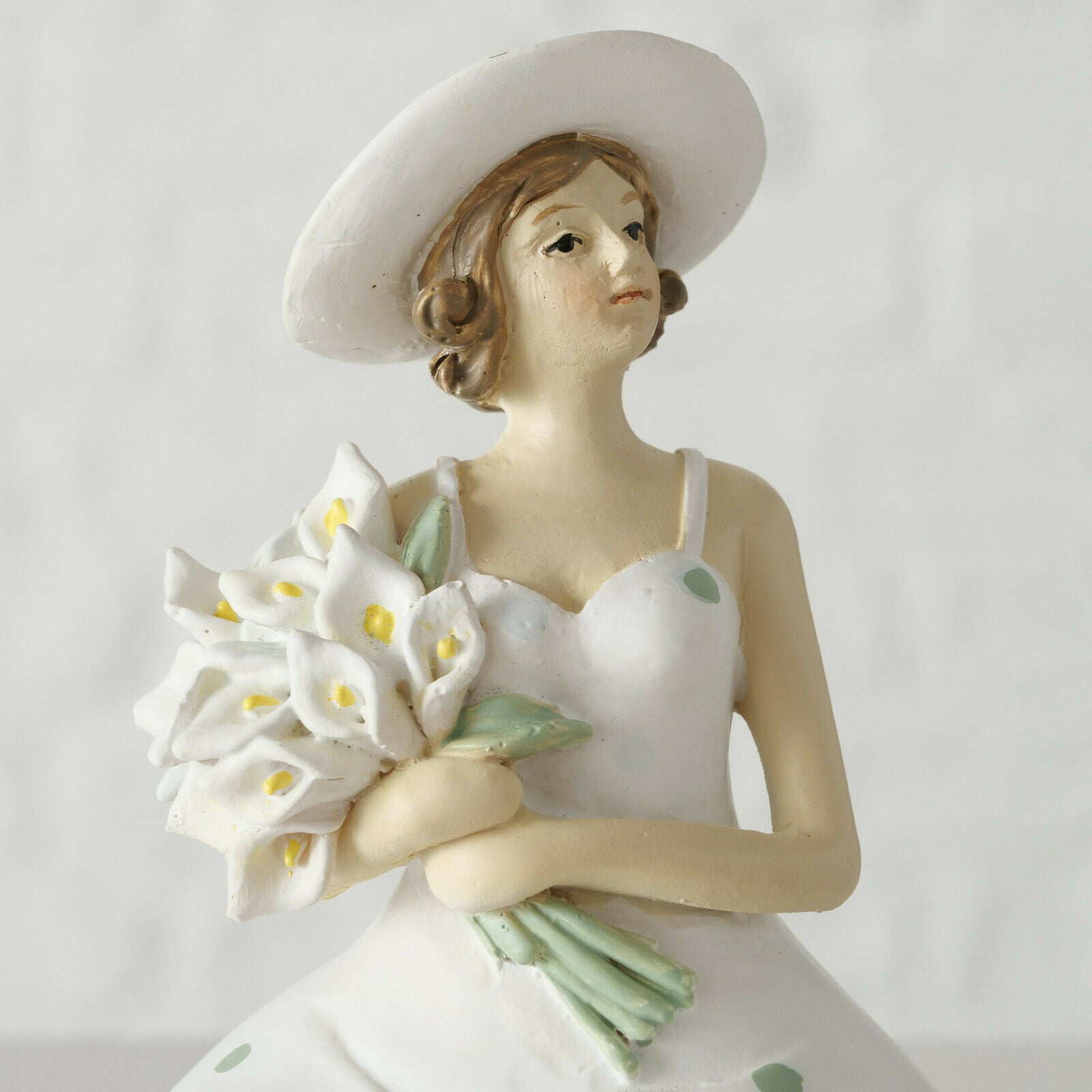 Resin Natural Women Figurines Set Of 2