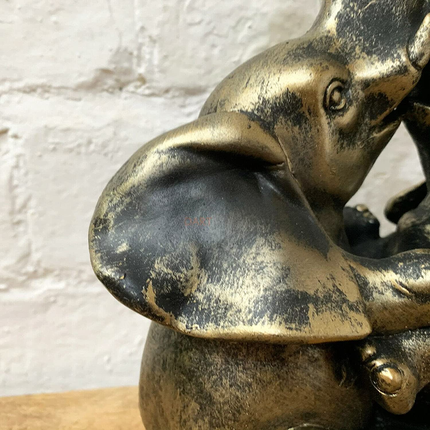 Distressed Gold Resin Love Elephant Ornament