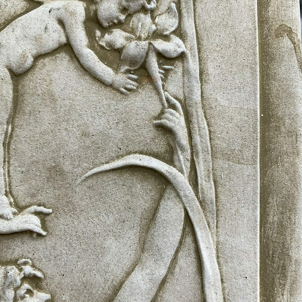 Steinnymphe und Engelsengel-Plakette A
