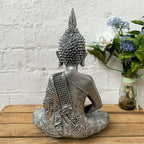 Silberner Buddha-Teelichthalter mit Juwelen