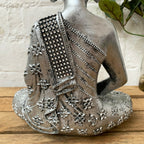 Silberner Buddha-Teelichthalter mit Juwelen