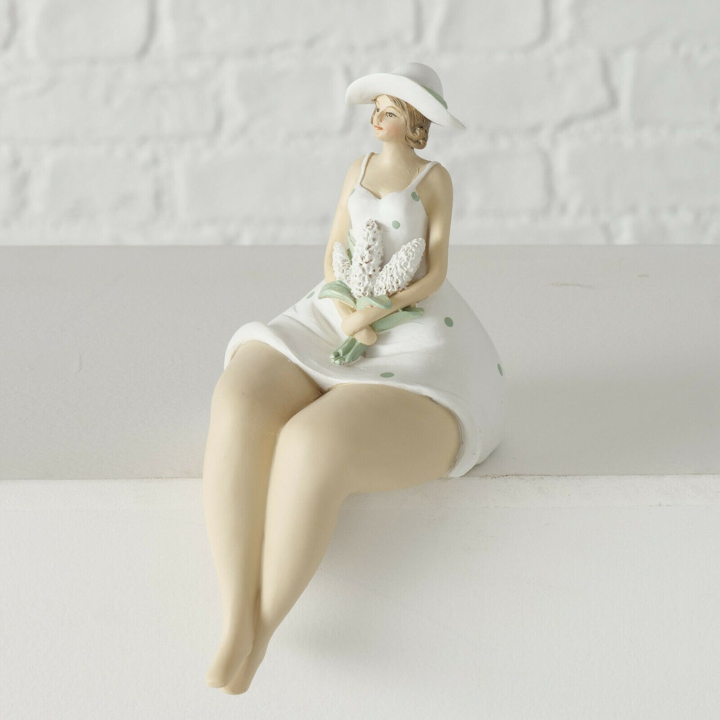 Resin Natural Women Figurines Set Of 2
