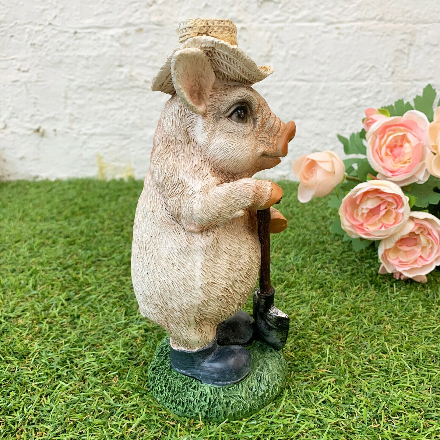 Resin Pig With Spade Ornament 21cm