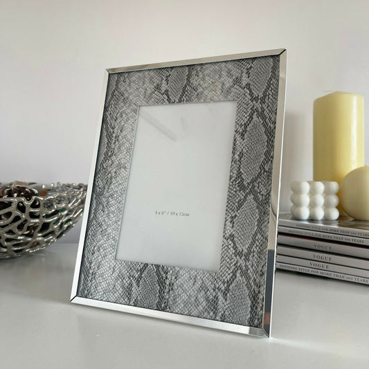 4x6" Faux Silver Snakeskin Photo Frame