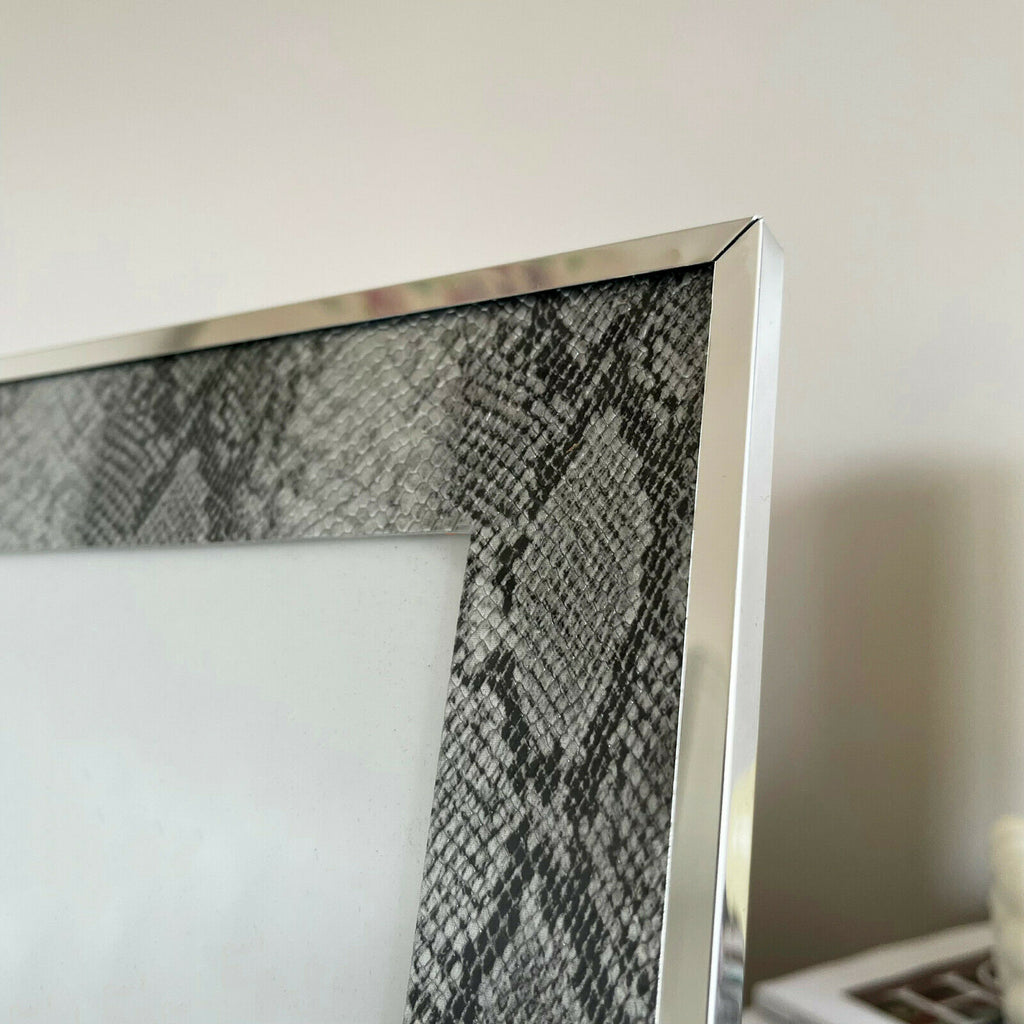 4x6" Faux Silver Snakeskin Photo Frame