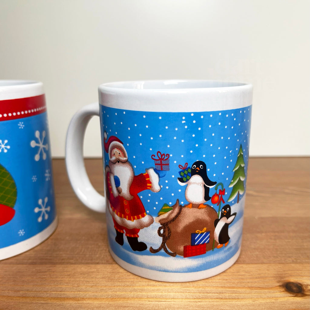Blaue Weihnachtsmann-Tassen im 2er-Set