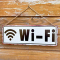 Weißes Metall-WiFi-Schild